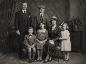 Photo Restoration Service