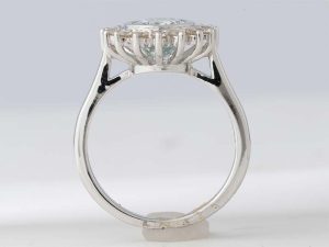 Jewellery retouching services